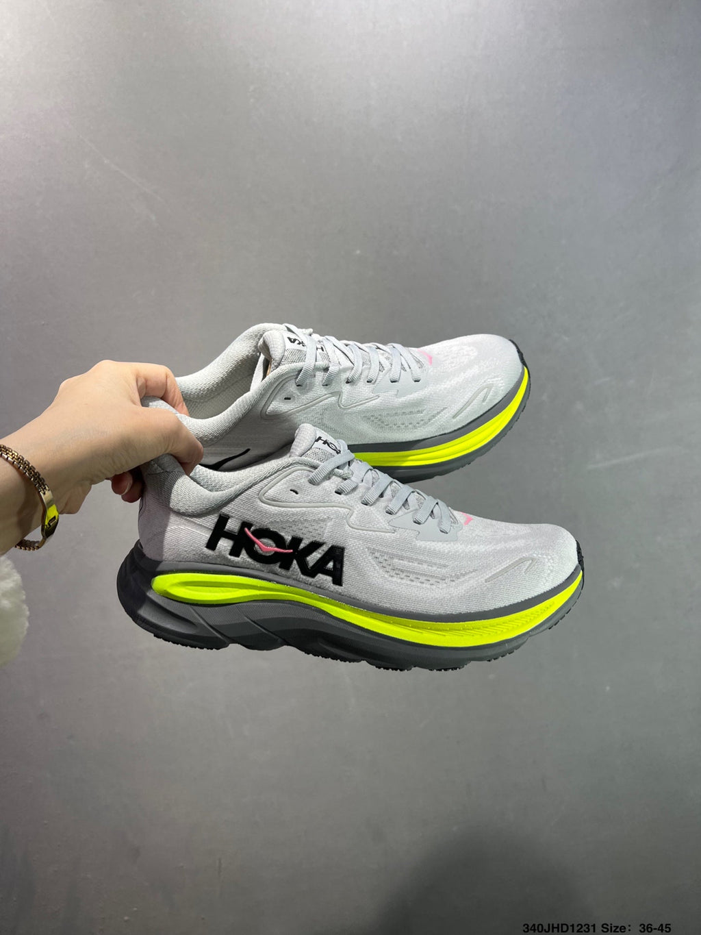 HOKA CHALLENGER 8